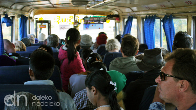 W autobusie z Bagan do Kalaw